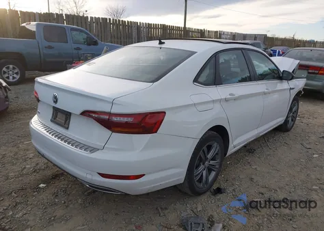 2019 Volkswagen Jetta 1.4T R-Line/1.4T S/1.4T Se z USA, uszkodzony, nr VIN 3VWC57BU0KM225300